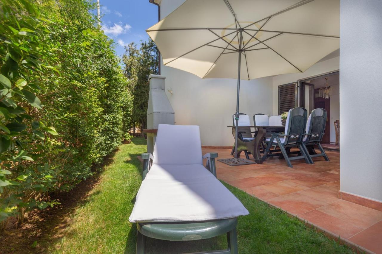 Holiday Apartment Suzana روفينج المظهر الخارجي الصورة